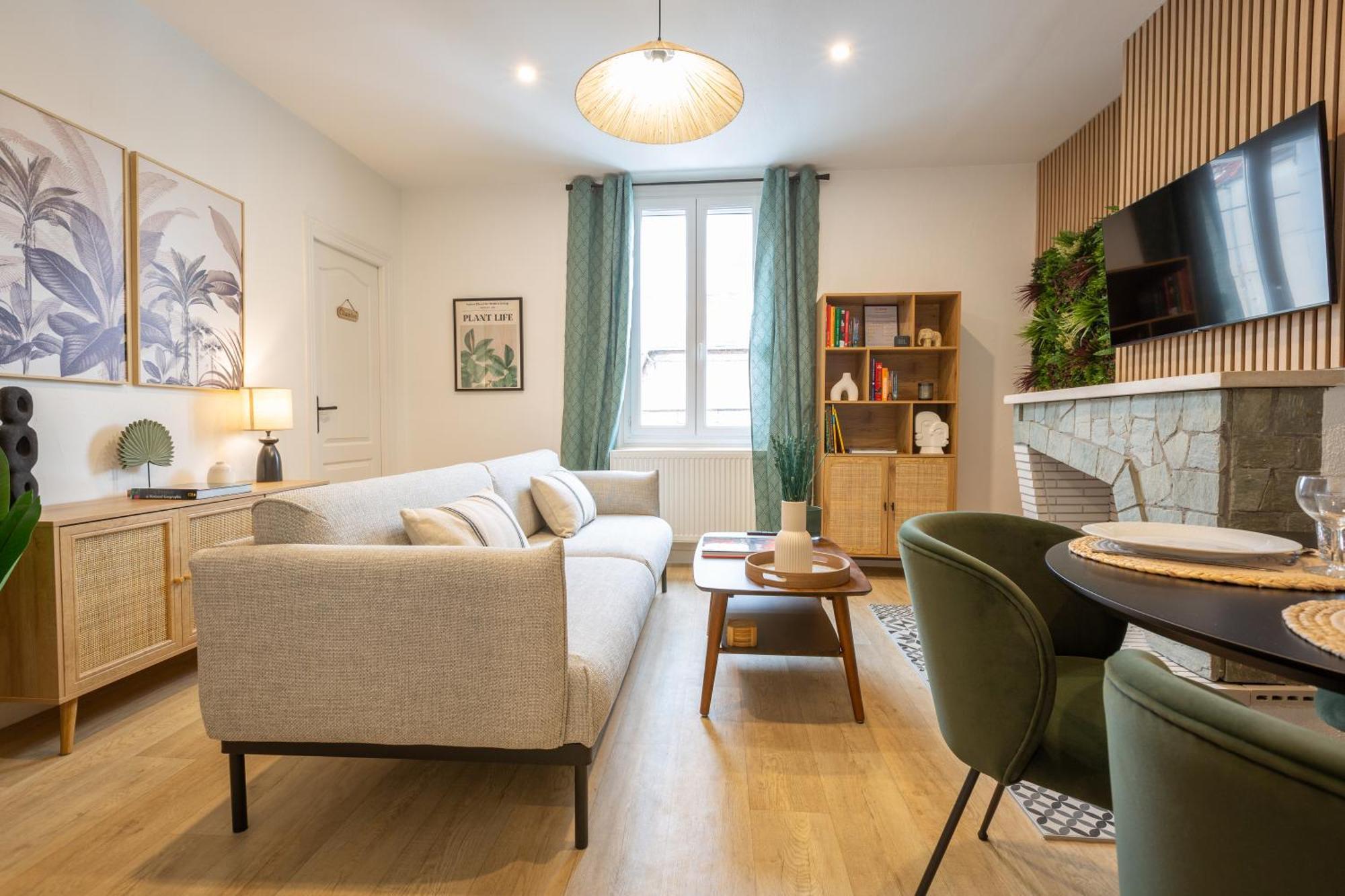 Tropical Escape Near City Center Fiber Netflix Montluçon المظهر الخارجي الصورة